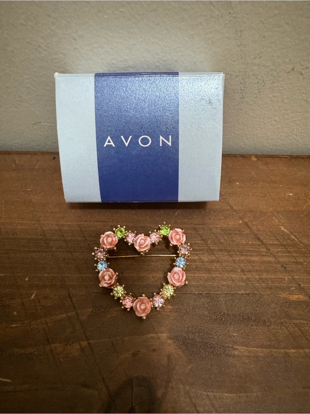 Avon Heart Brooch with Pink Roses and Pastel Crystals